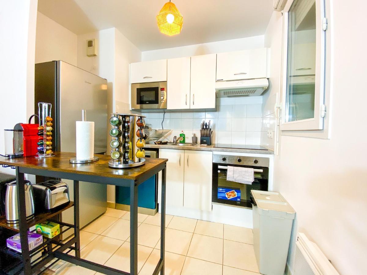 The Golden House * Parking * Garden Apartment Корбей-Есон Екстериор снимка